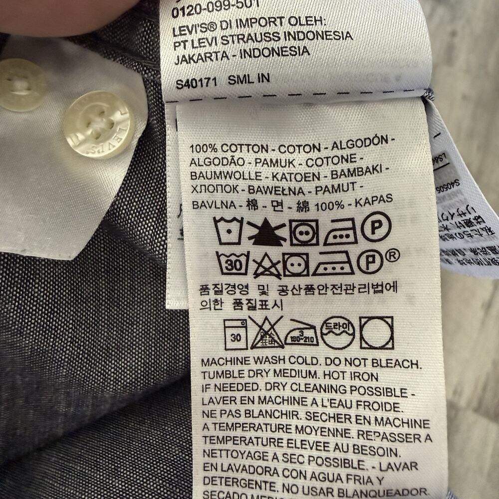 Levi’s Shirt Mens Sz Small Short Sleeve Gray Woven Button Up 100% Cotton Pocket - Picture 6 of 7
